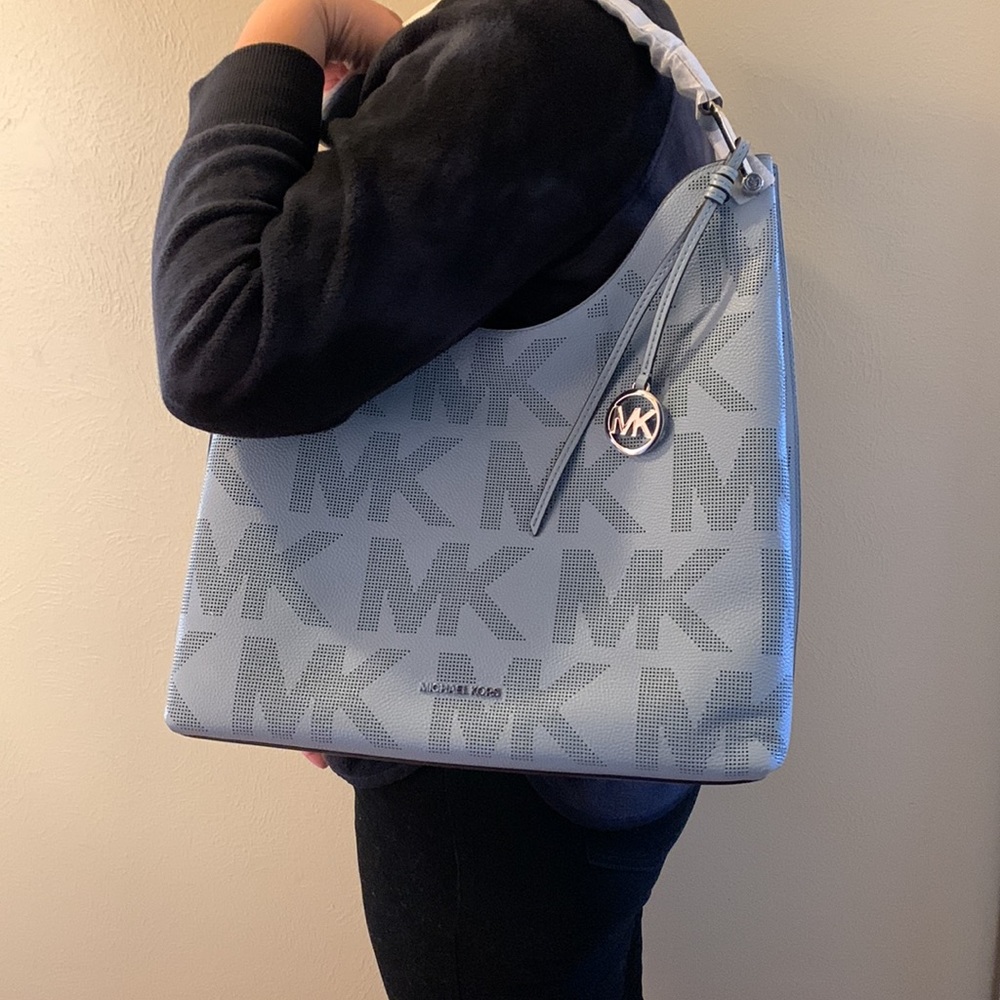 Michael Kors Joan XL Slouchy Shoulder Bag Pale Blue - Picture 16 of 16